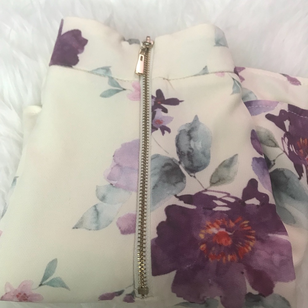 Floral Print Shorts - Picture 6 of 6